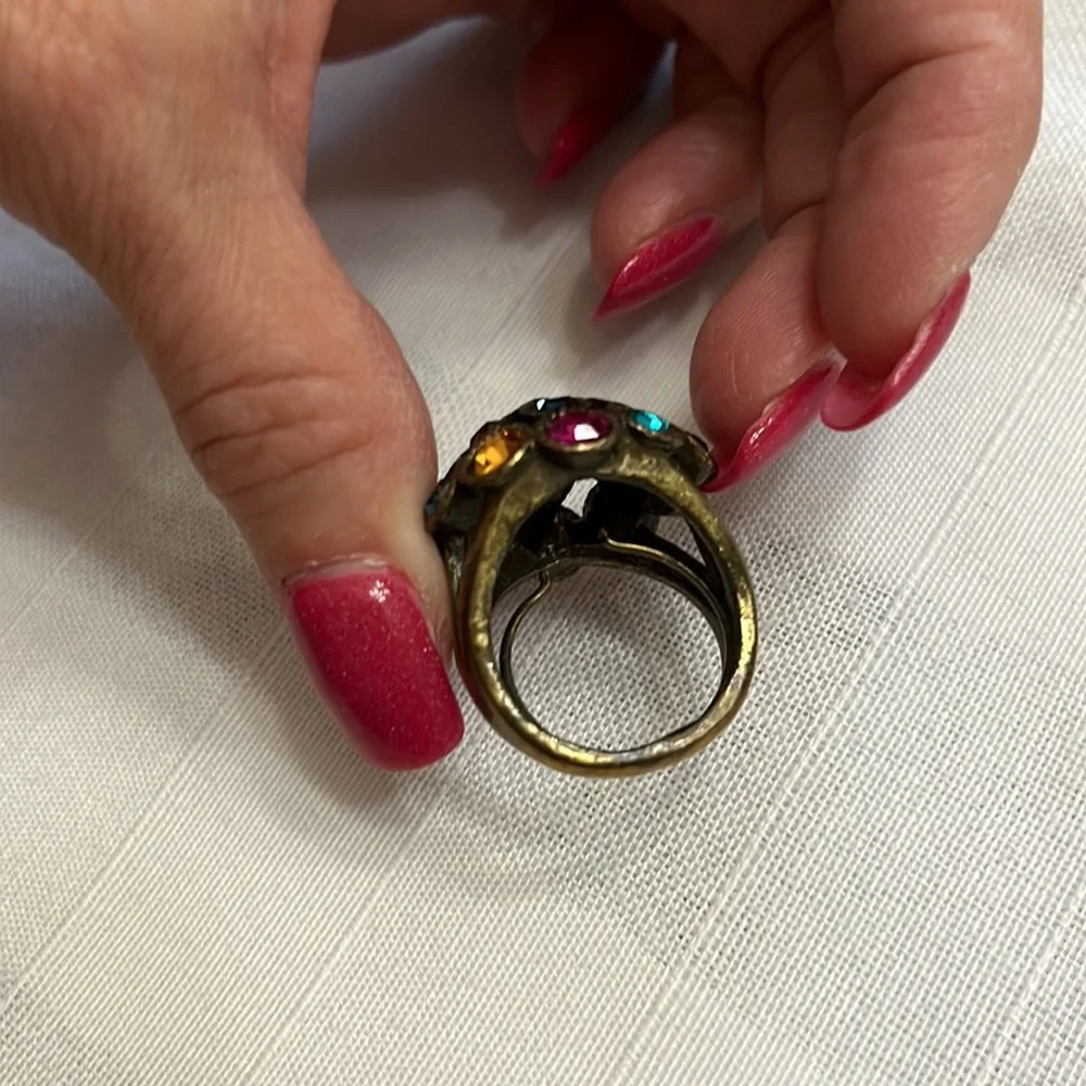 17 stones cluster multicolored statement or cocktail signed ring